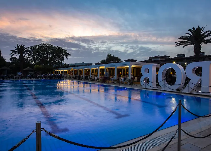 منتجع Robinson Apulia 4*