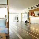 Курортный комплекс Robinson Apulia Удженто