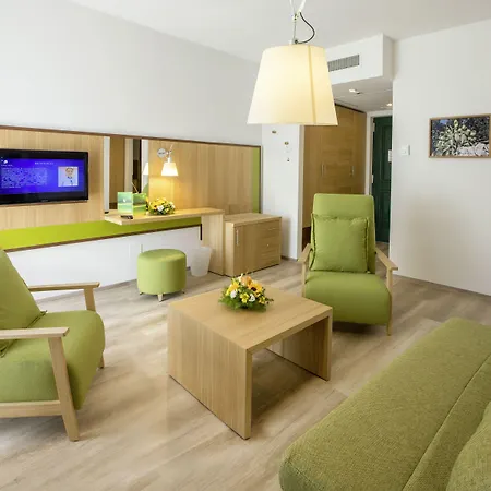 Robinson Apulia Resort 4*