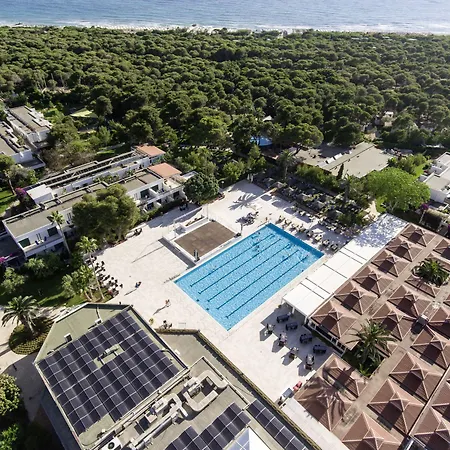 Robinson Apulia 4*