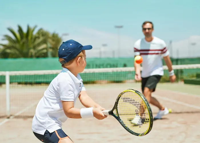 Robinson Apulia Resort 4*