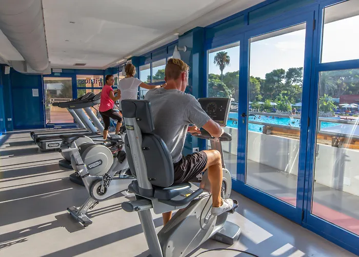 Robinson Apulia Resort 4*