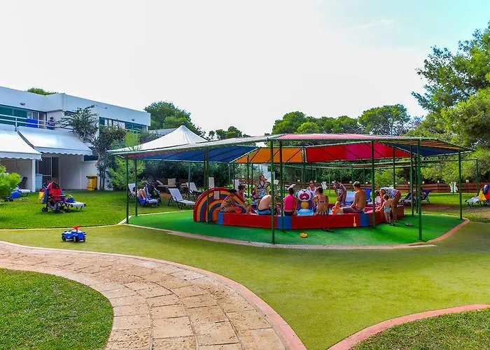 Robinson Apulia Resort 4*